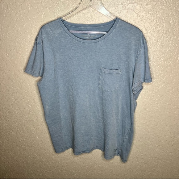 American Eagle light blue short sleeve shirt - Picture 2 of 7